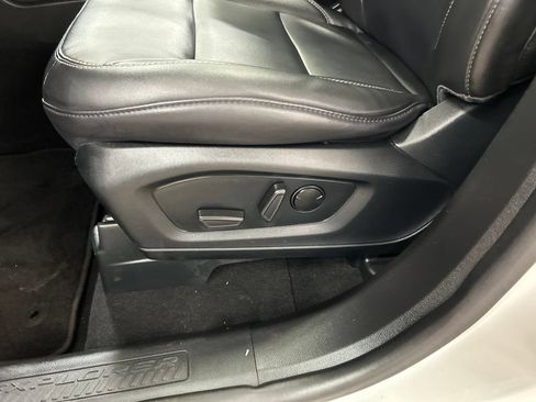 Certified 2023 Ford Explorer XLT w/ Equipment Group 202A AWD/4WD image 12
