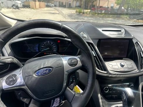 Used 2013 Ford C-MAX SE FWD image 4