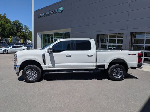 Used 2023 Ford F350 Lariat w/ Camper Package AWD/4WD image 10