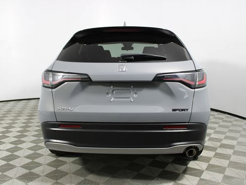 Used 2025 Honda HR-V Sport image 36