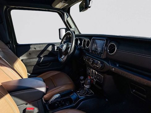 Used 2022 Jeep Wrangler Unlimited Rubicon 4xe w/ Cold Weather Group image 17