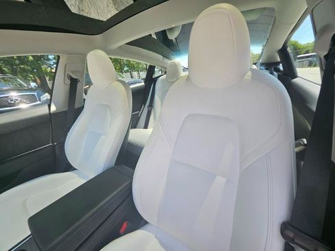 Used 2023 Tesla Model 3 Standard Range RWD image 37