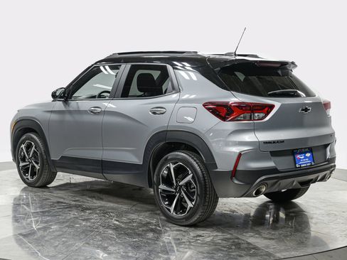 Used 2023 Chevrolet TrailBlazer RS FWD image 4