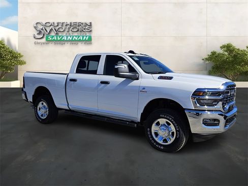 New 2026 RAM 2500 Tradesman AWD/4WD image 7