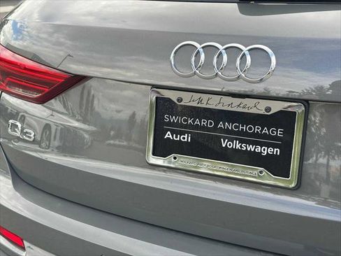 New 2025 Audi Q3 2.0T Premium image 13
