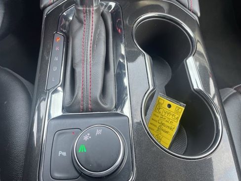 Used 2020 Chevrolet Blazer RS image 27