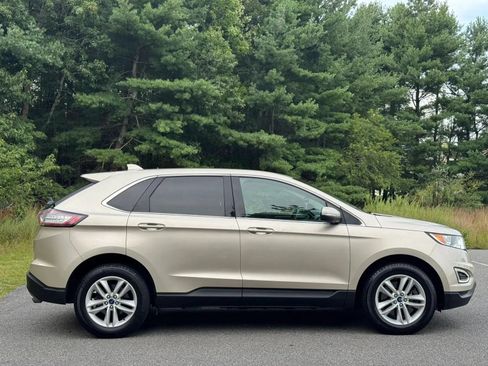 Used 2018 Ford Edge SEL AWD/4WD image 5