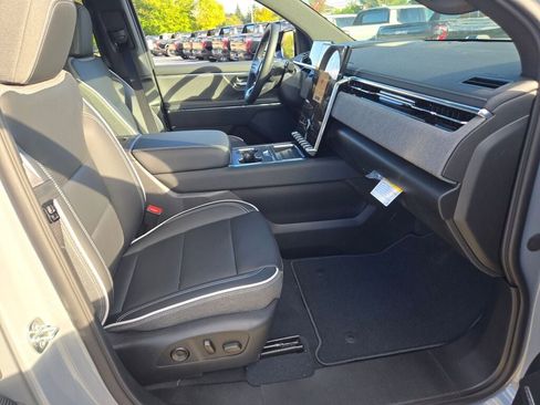 New 2026 GMC Sierra EV Elevation w/ Premium Package image 6