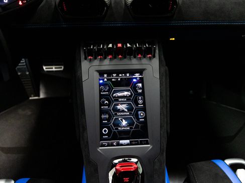 Used 2022 Lamborghini Huracan STO RWD image 64