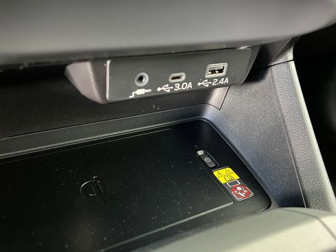 New 2026 Subaru Crosstrek 2.5i Limited w/ Crosstrek Mirror Package image 35