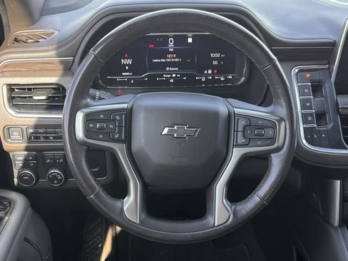 Used 2022 Chevrolet Tahoe Z71 w/ Luxury Package image 11