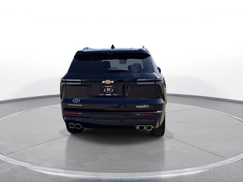 New 2026 Chevrolet Traverse High Country w/ LPO, Floor Liner Package FWD image 7