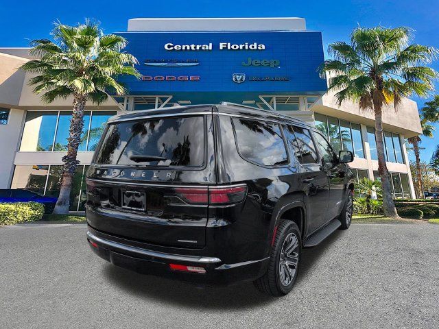 Certified 2024 Jeep Wagoneer Series II w/ Flexible Seating Group RWD image 4