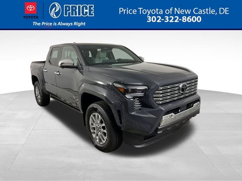 Used 2025 Toyota Tacoma Limited image 1