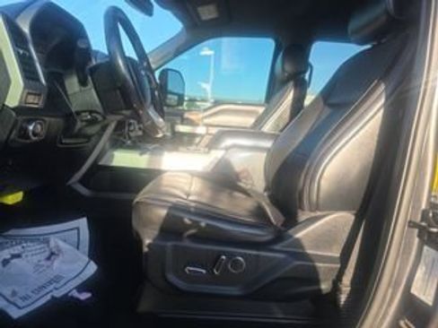 Used 2018 Ford F250 Lariat w/ Chrome Package AWD/4WD image 5
