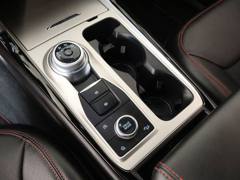 Used 2024 Ford Explorer ST-Line w/ Class IV Trailer Tow Package image 9