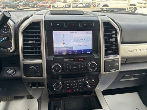 Used 2020 Ford F250 Lariat image 22
