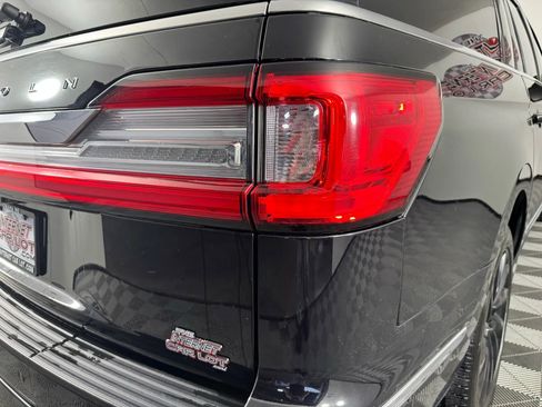 Used 2020 Lincoln Navigator L Reserve w/ Equipment Group 208A Reserve image 33