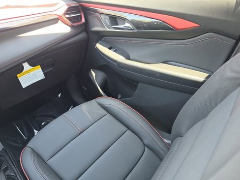 New 2026 Chevrolet TrailBlazer RS w/ Convenience Package FWD image 18