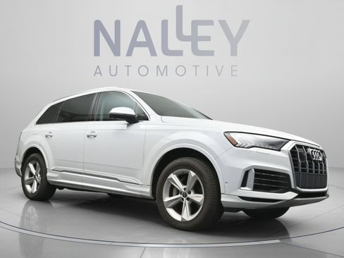 Used 2023 Audi Q7 3.0T Premium w/ Convenience Package AWD/4WD image 18