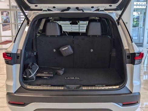 New 2026 Lexus TX 350 AWD image 10