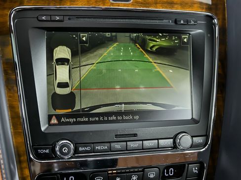 Used 2015 Bentley Flying Spur V8 image 36