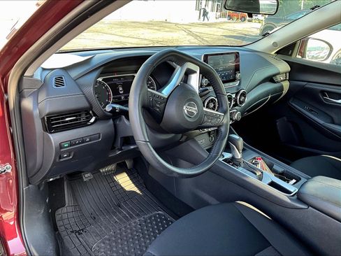 Used 2023 Nissan Sentra SV w/ All-Weather Package FWD image 4