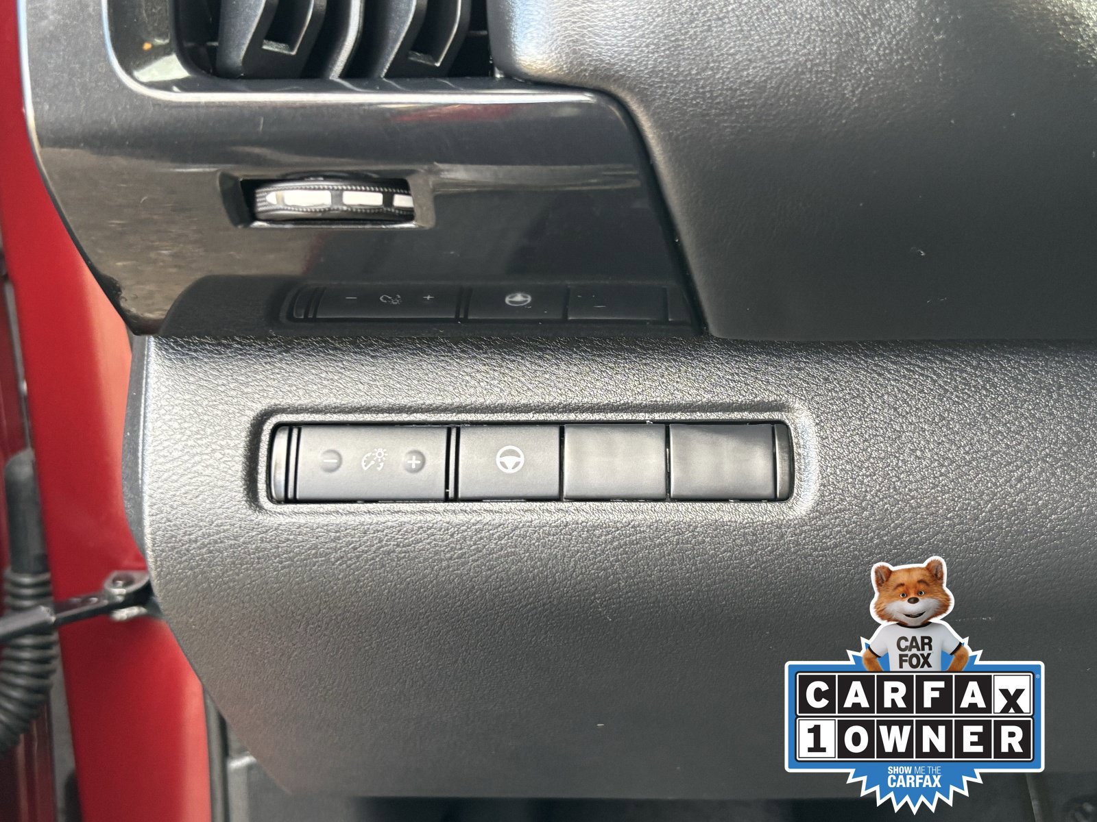 Used 2022 Nissan Pathfinder SV w/ SV Black Package FWD image 32