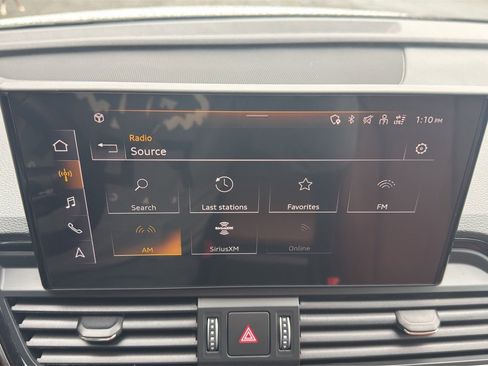 Used 2023 Audi Q5 2.0T Prestige w/ Prestige Package image 27