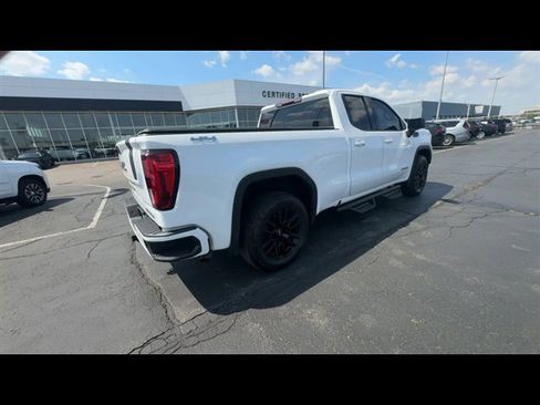 Used 2022 GMC Sierra 1500 Elevation AWD/4WD image 8