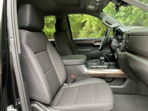 Used 2024 Chevrolet Silverado 1500 RST w/ Convenience Package II AWD/4WD image 36