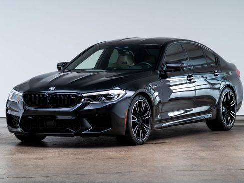 Used 2018 BMW M5 w/ Executive Package AWD/4WD image 3