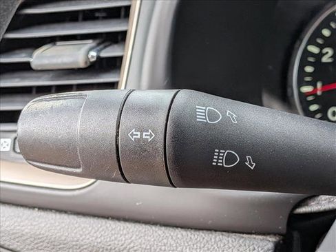 Used 2017 Jeep Renegade Sport w/ Power & Air Group image 10