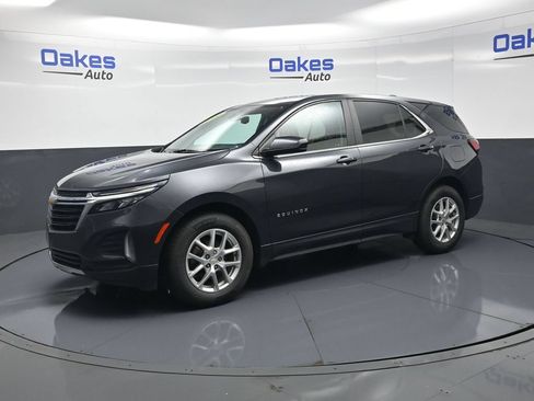 Used 2022 Chevrolet Equinox LT FWD image 4