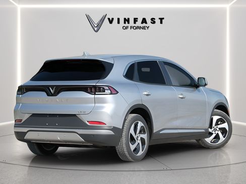 New 2025 VinFast VF 8 Eco AWD/4WD image 3