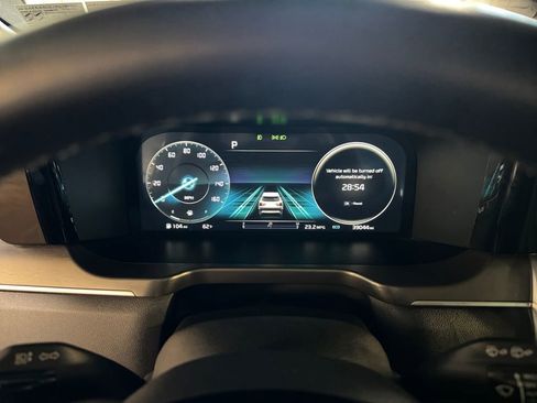 Certified 2023 Kia Sorento SX AWD/4WD image 16