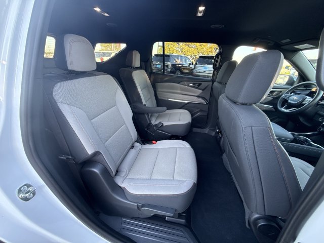 Used 2026 Chevrolet Traverse LT w/ Driver Confidence Package FWD image 28
