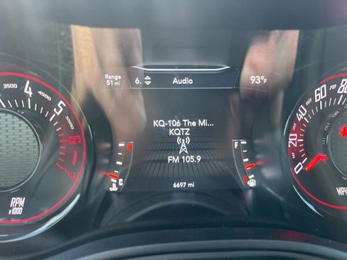 Used 2023 Dodge Challenger R/T w/ Blacktop Package image 18