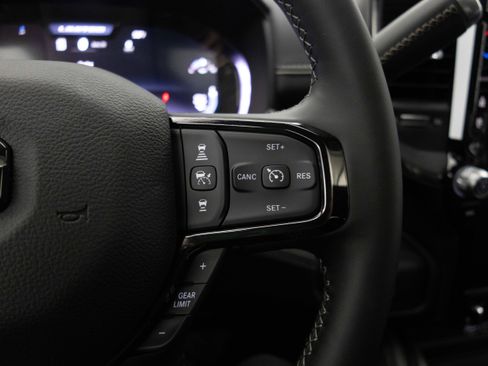 New 2026 RAM 2500 Limited AWD/4WD image 39