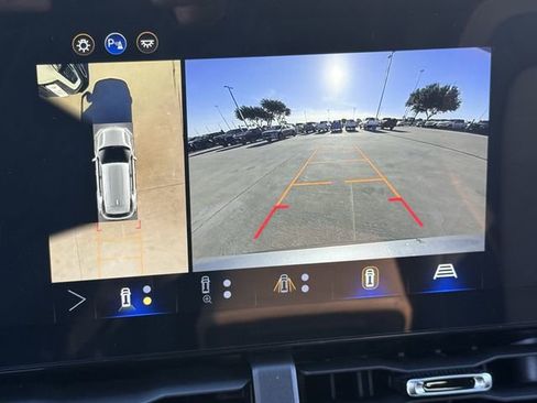 New 2026 Chevrolet Equinox ACTIV w/ Convenience Package III image 16