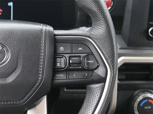 Used 2025 Toyota Tacoma TRD Sport image 29