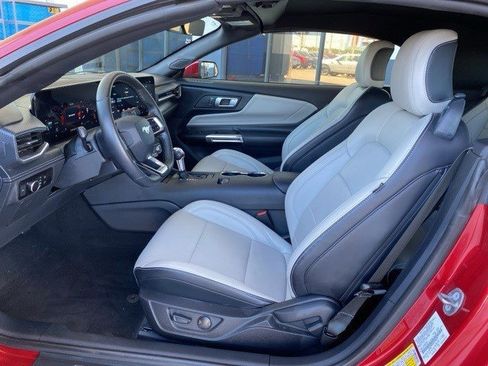 Used 2024 Ford Mustang Premium image 13