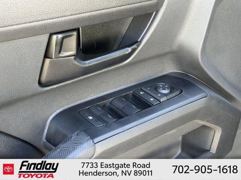 Certified 2025 Toyota Tacoma SR5 AWD/4WD image 20