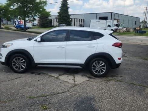 Used 2018 Hyundai Tucson SEL FWD image 13