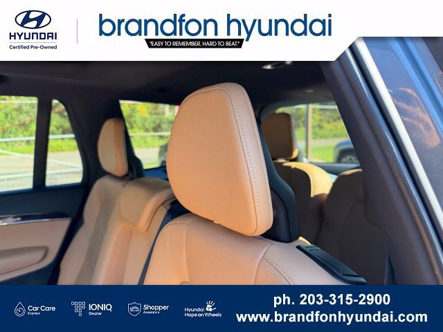 Used 2018 Volvo XC90 T6 Momentum w/ Convenience Package AWD/4WD image 24