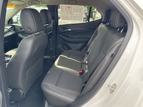 Used 2023 Buick Encore GX Preferred w/ Cold Weather Comfort Package FWD image 17