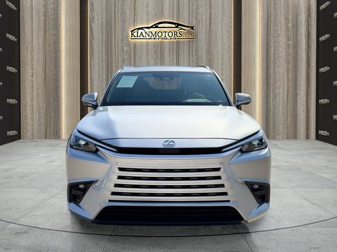 Used 2025 Lexus TX 350 AWD image 2