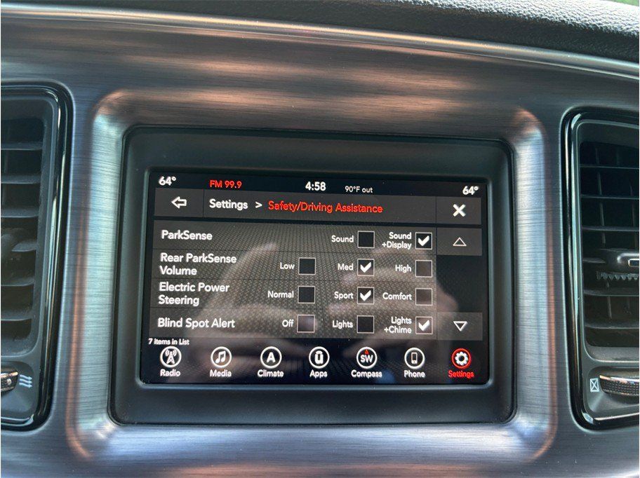 Used 2018 Dodge Challenger R/T w/ Performance Handling Group RWD image 31