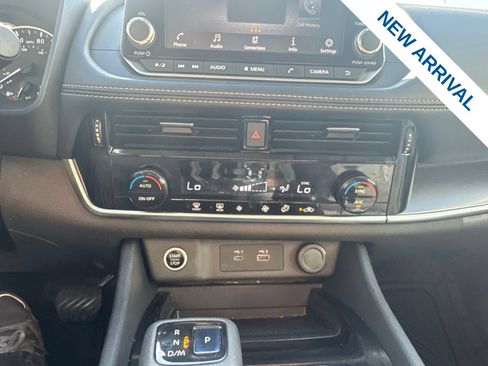 Used 2021 Nissan Rogue SV AWD/4WD image 25