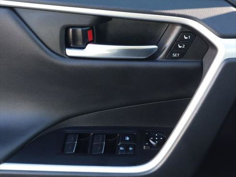 Certified 2022 Toyota RAV4 XSE AWD/4WD image 20